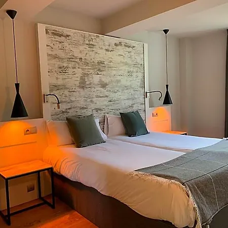 Hotel Cims De 3*
